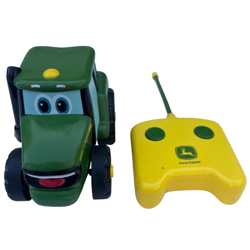 SALE! Tomy John Deer Radio Controlled Johnny Tractor EUC
